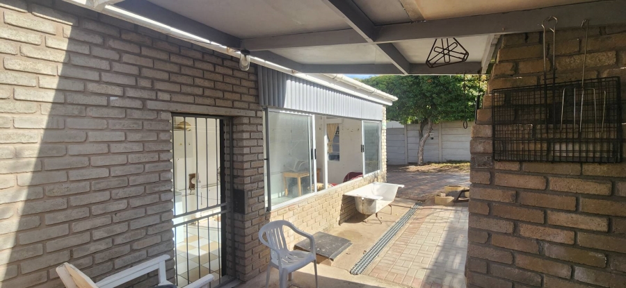 3 Bedroom Property for Sale in Reebok Western Cape